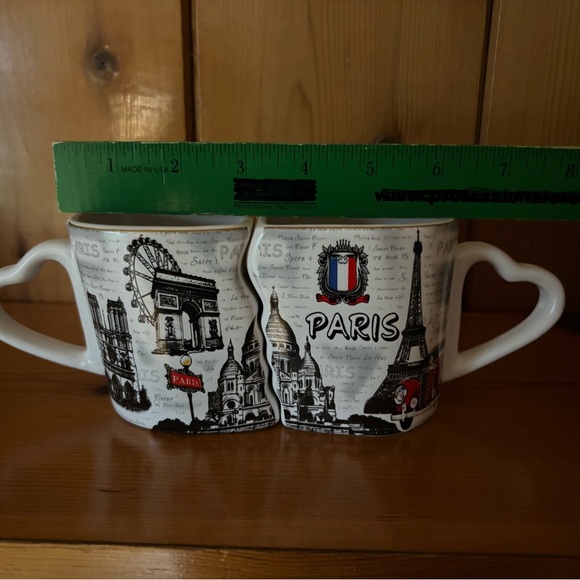 Paris Themed Heart Handle Mugs, set of 2 from France - Picture 9 of 13